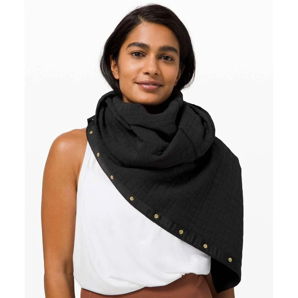 Lululemon Vinyasa Scarf Blue Pink Striped Snap Infinity Wrap‎ OS Athleisure
